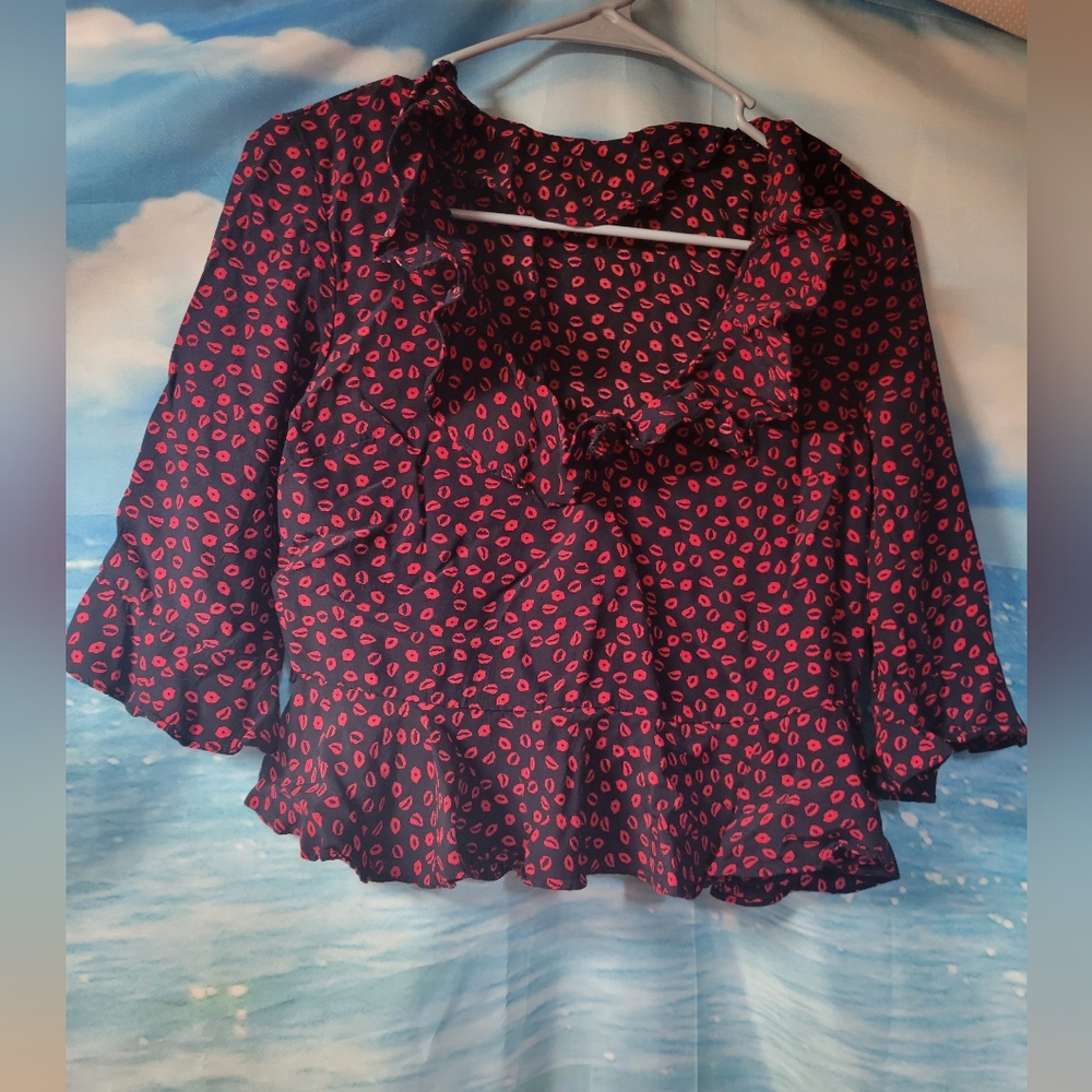 Topshop Size 6 Viscose Short Ruffled Lip Kiss Blouse